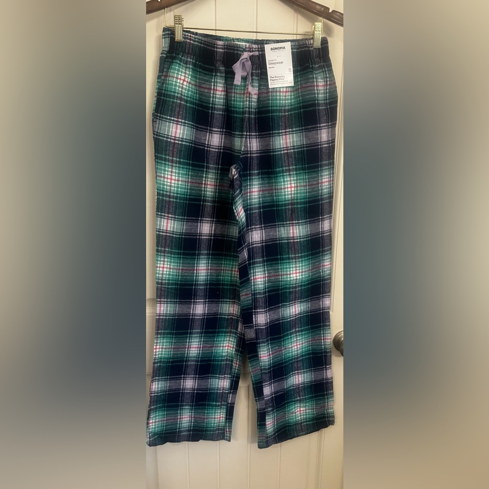 Sonoma women’s pajama pants NWT size small